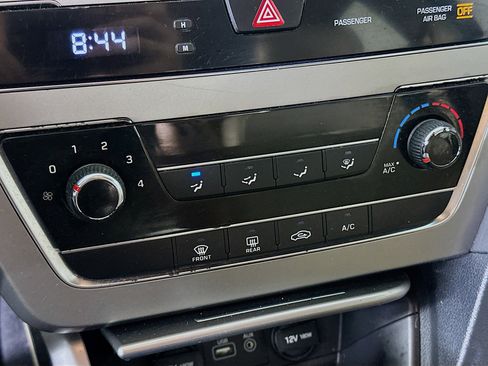 Used 2017 Hyundai Sonata SE FWD image 22