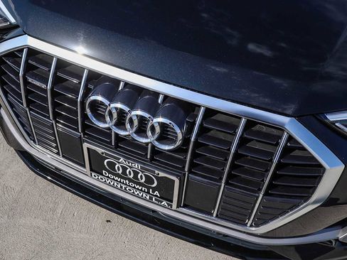 Used 2025 Audi Q3 2.0T Premium Plus w/ Premium Plus Package image 8