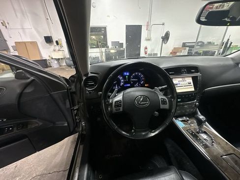 Used 2011 Lexus IS 250 AWD w/ Luxury Plus Value Edition image 15