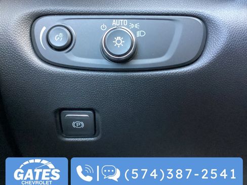 Used 2025 Chevrolet Blazer LT AWD/4WD image 26