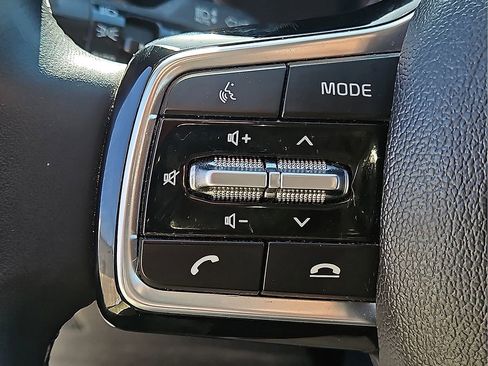 Used 2023 Kia Sorento X-Line EX image 24