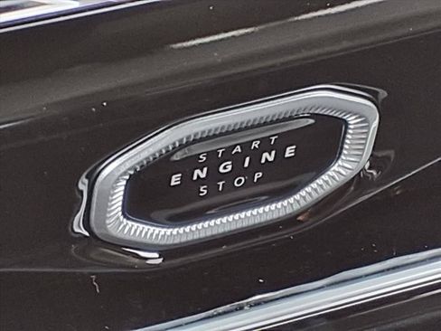 New 2026 Jeep Grand Cherokee Altitude RWD image 7