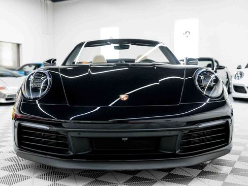 Used 2021 Porsche 911 Carrera S RWD image 9