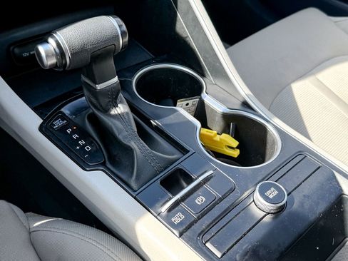 Used 2021 Kia K5 LXS image 24