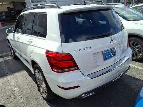 Used 2015 Mercedes-Benz GLK 350 2WD image 3