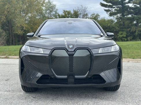 New 2026 BMW iX xDrive45 image 2