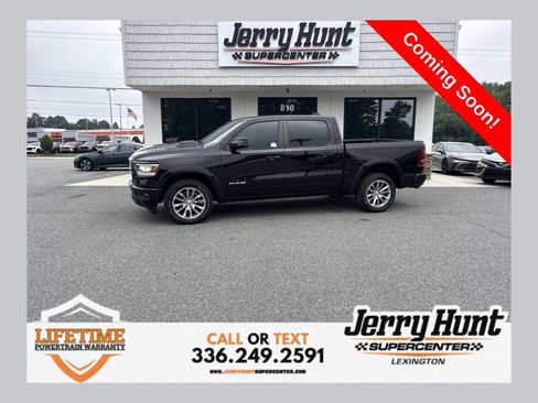 Used 2023 RAM 1500 Laramie AWD/4WD image 1
