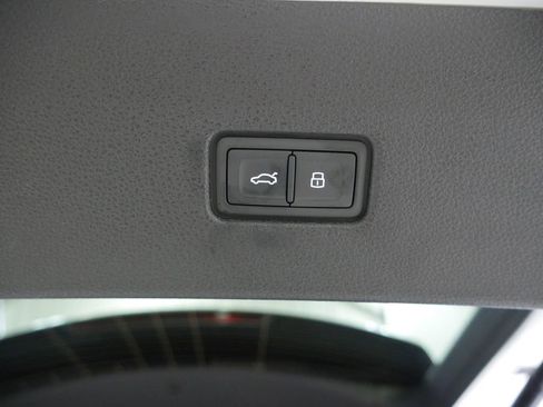 New 2026 Audi Q8 Premium Plus image 27