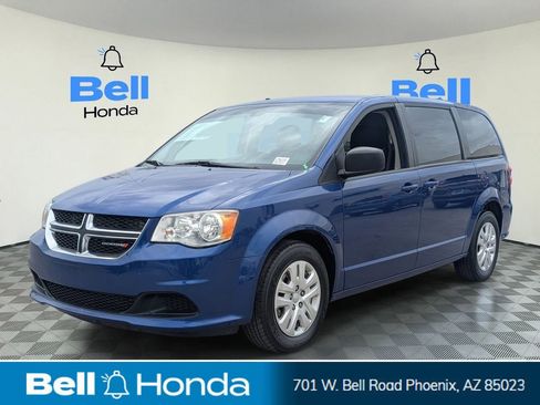 Used 2018 Dodge Grand Caravan SE FWD image 1