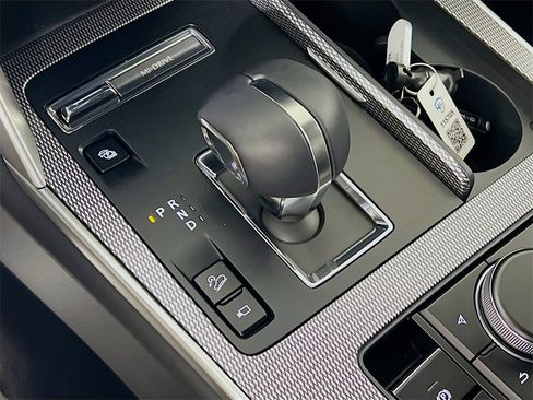 New 2025 MAZDA CX-90 Plug-In Hybrid w/ Premium Plus image 14