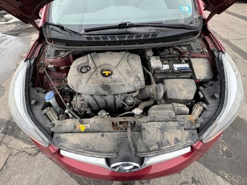 Used 2016 Hyundai Elantra SE image 21