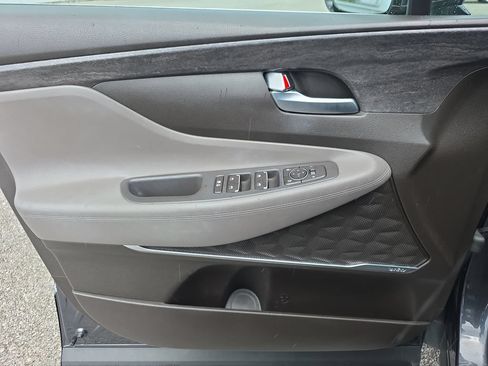 Used 2020 Hyundai Santa Fe SEL w/ Convenience Package FWD image 16