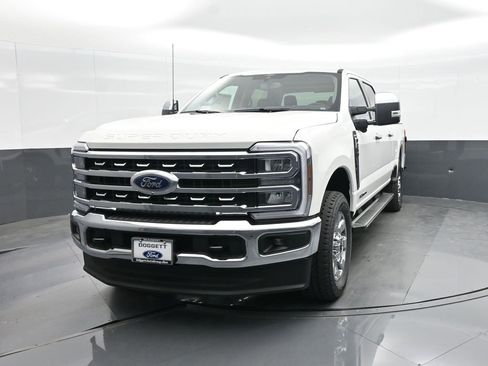 New 2026 Ford F250 Lariat w/ Chrome Package image 17