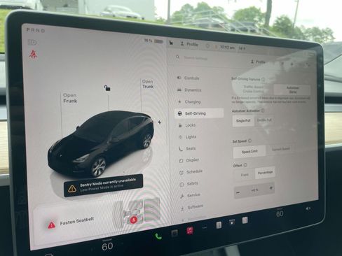 Used 2023 Tesla Model Y Long Range AWD/4WD image 27