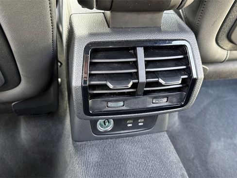 Used 2022 Audi Q3 2.0T Premium w/ Convenience Package image 38