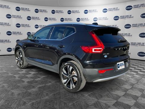 Certified 2023 Volvo XC40 B5 Plus w/ Driver Assist Package image 3