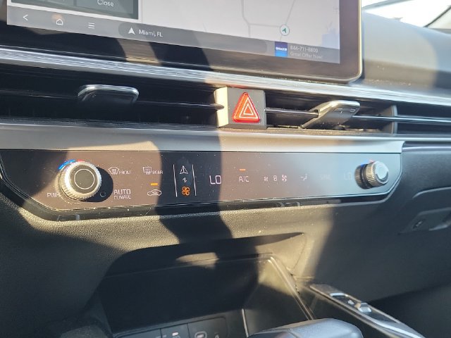 Used 2025 Kia Sorento S w/ Panoramic Sunroof Package FWD image 25