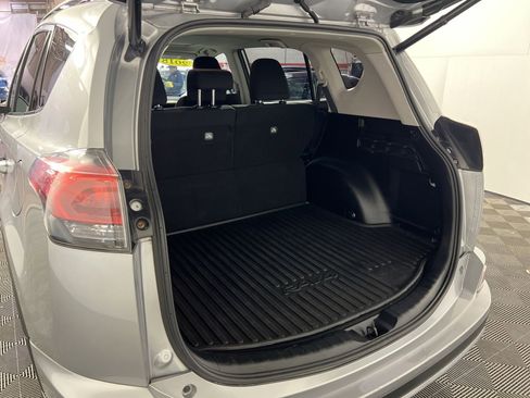 Used 2018 Toyota RAV4 XLE image 26