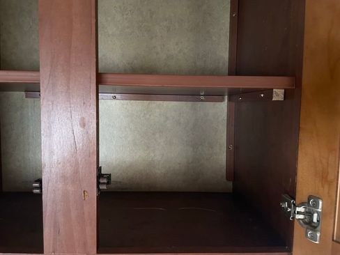 Used 2013 Ford E-450 and Econoline 450 Super Duty w/ Motorhome Prep Pkg image 56