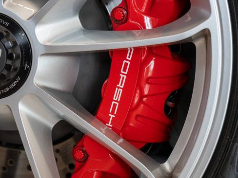 Used 2018 Porsche 911 GT3 RWD image 23