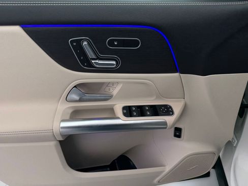 Certified 2026 Mercedes-Benz GLA 250 image 11