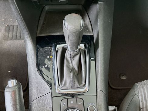 Used 2016 MAZDA MAZDA3 i Sport w/ Preferred Equipment Package image 23