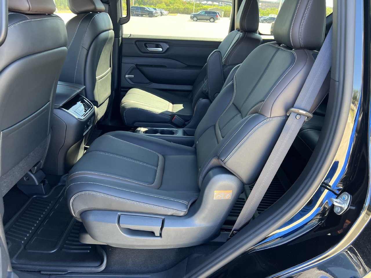 New 2026 Nissan Armada SL AWD/4WD image 16