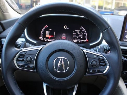 Used 2025 Acura MDX FWD image 37