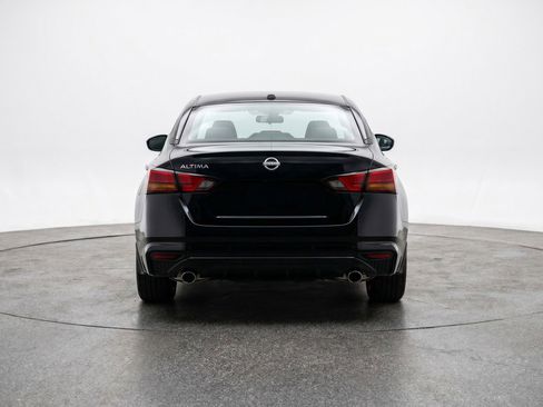 Used 2025 Nissan Altima 2.5 SV FWD image 7