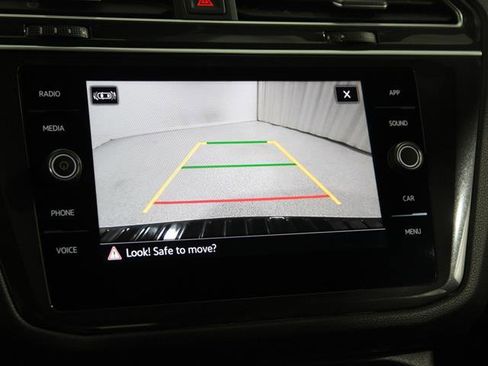Certified 2023 Volkswagen Tiguan SE R-Line image 13