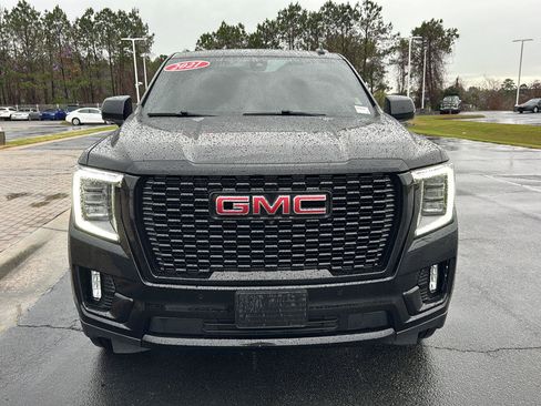 Used 2021 GMC Yukon Denali w/ Denali Premium Package image 7