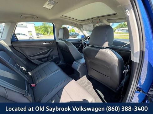 Certified 2024 Volkswagen Jetta SE FWD image 21