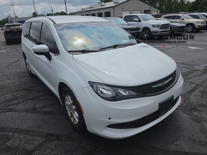 Used 2021 Chrysler Voyager LX