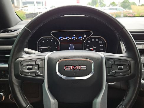 Used 2021 GMC Yukon SLT w/ SLT Premium Package AWD/4WD image 19
