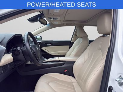 Used 2022 Toyota Avalon XLE w/ Moonroof Package