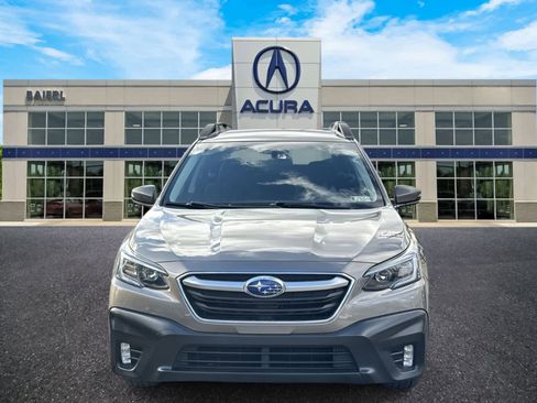 Used 2022 Subaru Outback Premium image 8
