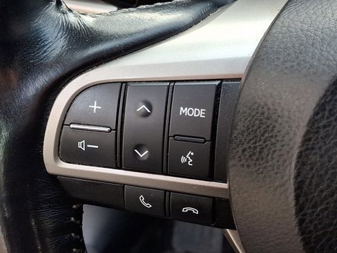 Used 2016 Lexus ES 300h image 23