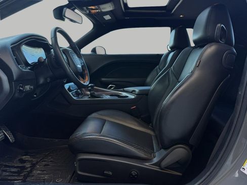 Used 2018 Dodge Challenger GT w/ Driver Convenience Group image 22