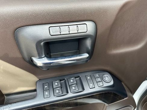 Certified 2016 GMC Sierra 1500 Denali w/ Enhanced Driver Alert Package AWD/4WD image 17