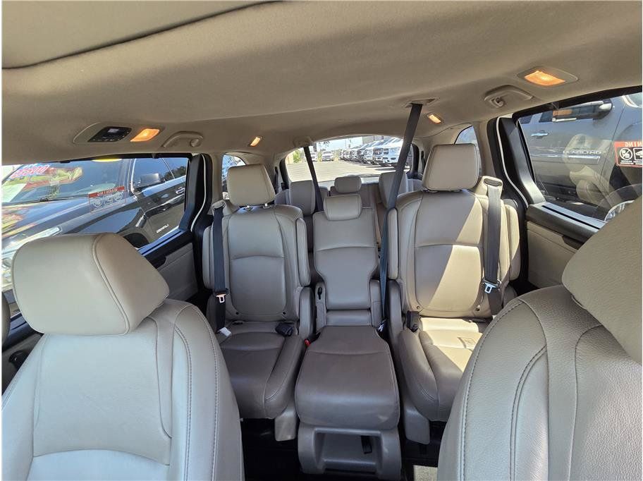 Used 2024 Honda Odyssey EX-L image 13