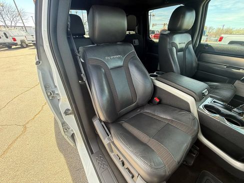 Used 2014 Ford F150 Raptor w/ Equipment Group 801A Luxury AWD/4WD image 32