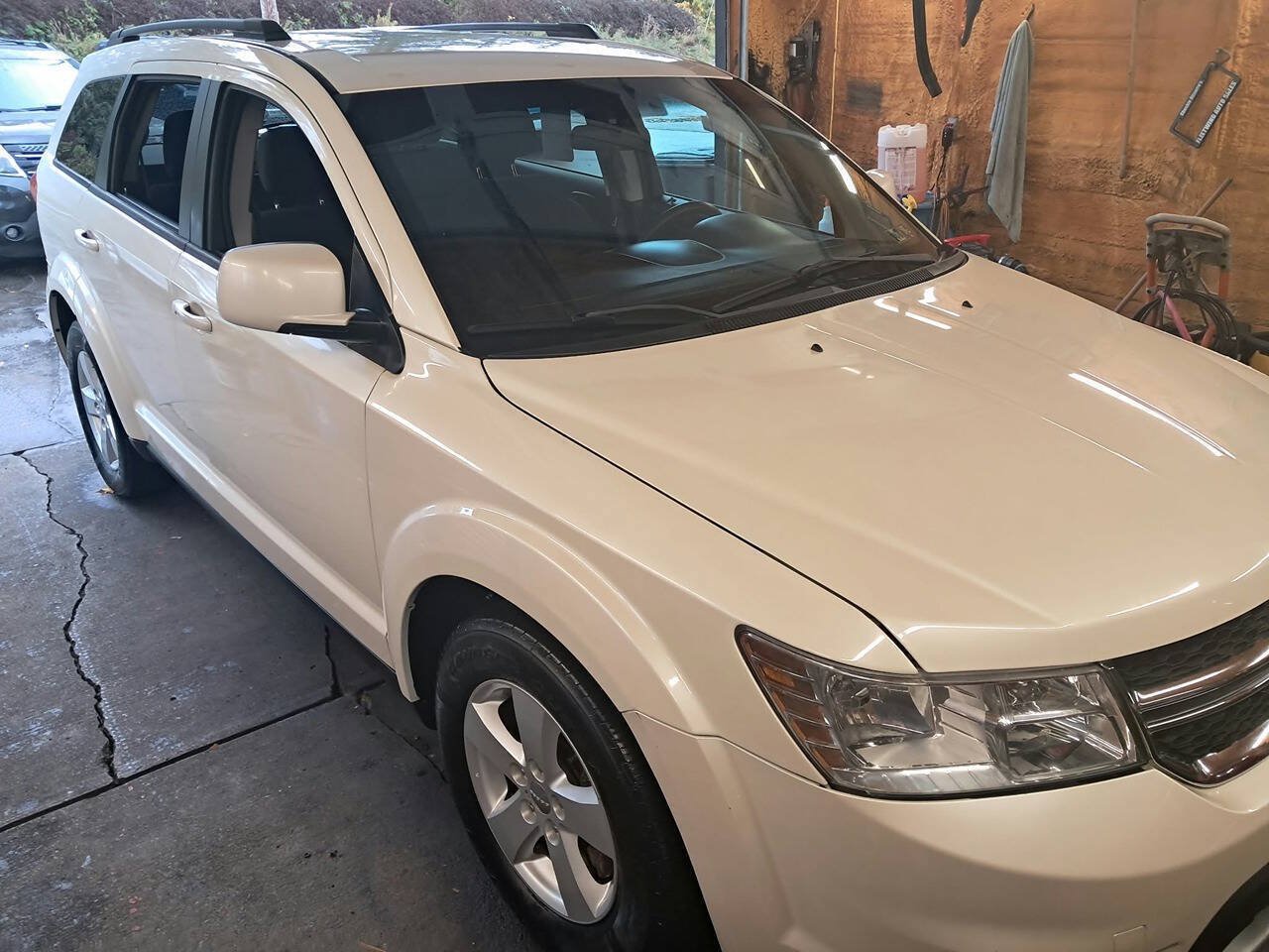 Used 2012 Dodge Journey SXT AWD/4WD image 2