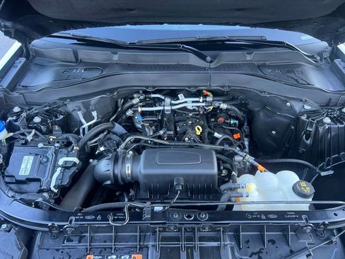 Used 2023 Ford Explorer XLT w/ Equipment Group 202A image 26