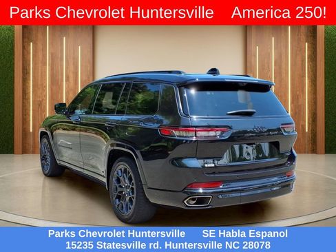 Used 2025 Jeep Grand Cherokee L Summit w/ Advanced Protech Group IV AWD/4WD image 30