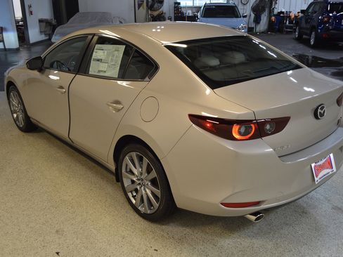 New 2026 MAZDA MAZDA3 2.5 S Sedan w/ Preferred Pkg image 5