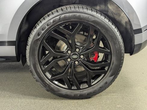 Used 2023 Land Rover Range Rover Evoque R-Dynamic S image 11