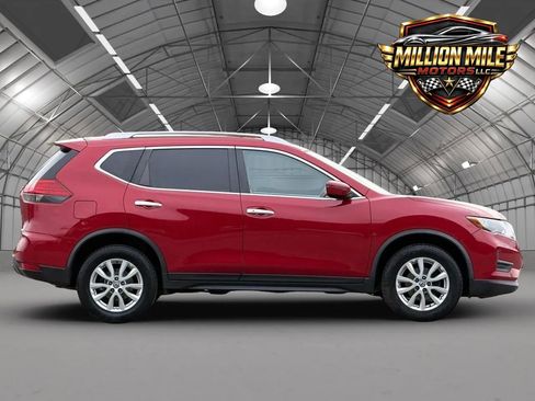 Used 2017 Nissan Rogue SV AWD/4WD image 7