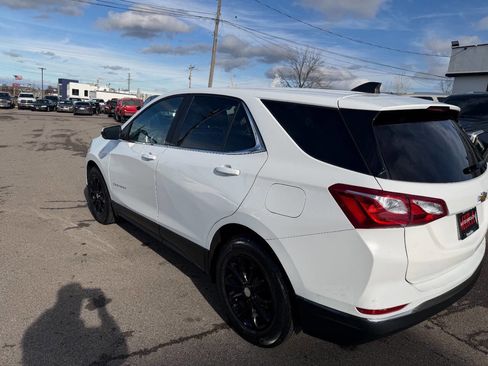 Used 2021 Chevrolet Equinox LT image 36