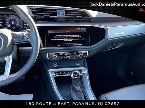 Used 2025 Audi Q3 2.0T Premium w/ Convenience Package image 6