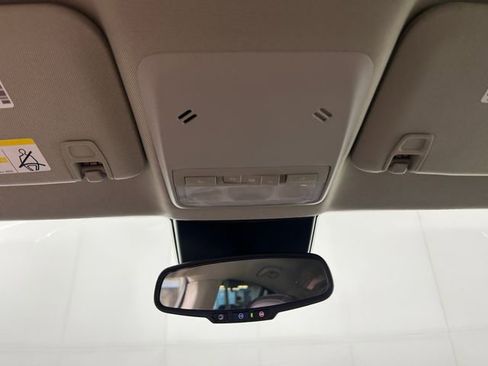 Used 2022 Buick Encore Preferred w/ Safety Package AWD/4WD image 25